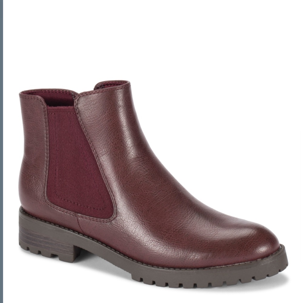 Baretraps Daytona Chelsea Boot Cabernet 6M Ankle Booties G 756 - Picture 2 of 16